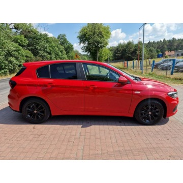 Fiat Tipo  Liftback 2018,  1.4 benzyna - Na sprzedaż za 35 900 zł - Cielcza - zdjęcie 12