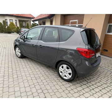 Opel Meriva  Hatchback 2015,  1.4 benzyna - Na sprzedaż za 29 900 zł - Orzech - zdjęcie 10