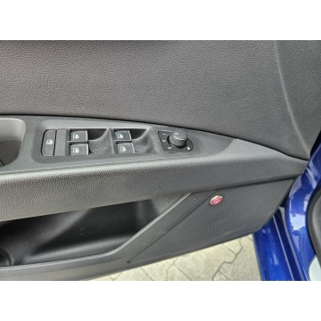 Seat Leon 2019,  2.0 benzyna, automat - Na sprzedaż za 56 789 zł - Rybnik - zdjęcie 7
