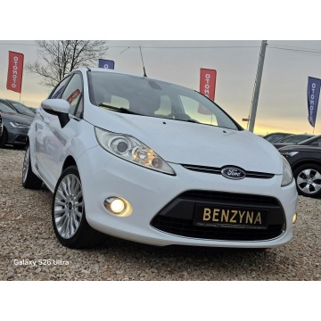 Ford Fiesta  Hatchback 2012,  1.2 benzyna - Na sprzedaż za 18 999 zł - Nowe Sójki - zdjęcie 2