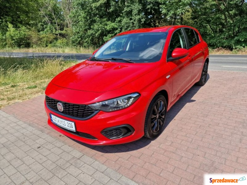 Fiat Tipo  Liftback 2018,  1.4 benzyna - Na sprzedaż za 35 900 zł - Cielcza