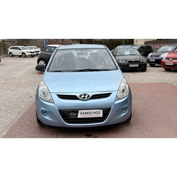Hyundai i20  Hatchback 2009,  1.2 benzyna - Na sprzedaż za 6 100,00 zł - Sade Budy - zdjęcie 2