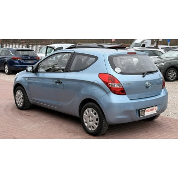 Hyundai i20  Hatchback 2009,  1.2 benzyna - Na sprzedaż za 6 100,00 zł - Sade Budy - zdjęcie 7