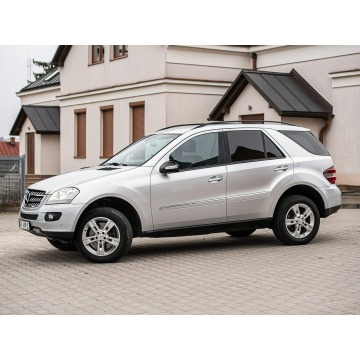 Mercedes - Benz ML-klasa  SUV 2007,  4.0 diesel, automat - Na sprzedaż za 37 700 zł - Zwoleń - zdjęcie 12