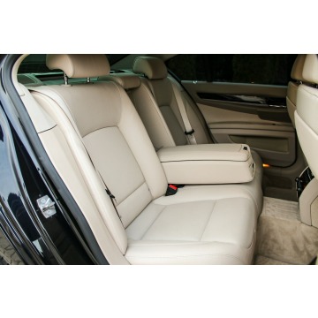 BMW Seria 7  Sedan/Limuzyna 2009,  4.4 benzyna, automat - Na sprzedaż za 52 900 zł - Ostrów Mazowiecka - zdjęcie 7