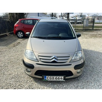 Citroen C3  Hatchback 2008,  1.4 benzyna - Na sprzedaż za 8 000,00 zł - Warszawa - zdjęcie 2