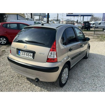 Citroen C3  Hatchback 2008,  1.4 benzyna - Na sprzedaż za 8 000,00 zł - Warszawa - zdjęcie 6