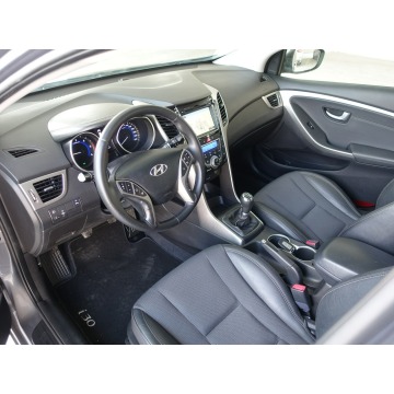 Hyundai i30  Hatchback 2013,  1.6 diesel - Na sprzedaż za 30 500 zł - Lublin - zdjęcie 12