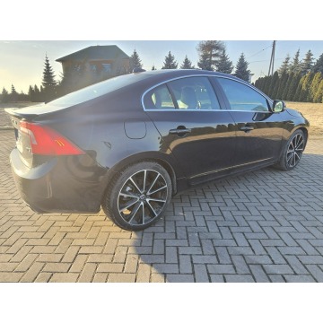 Volvo S60  Sedan/Limuzyna 2016,  2.0 benzyna, automat - Na sprzedaż za 55 900 zł - Kutno - zdjęcie 6