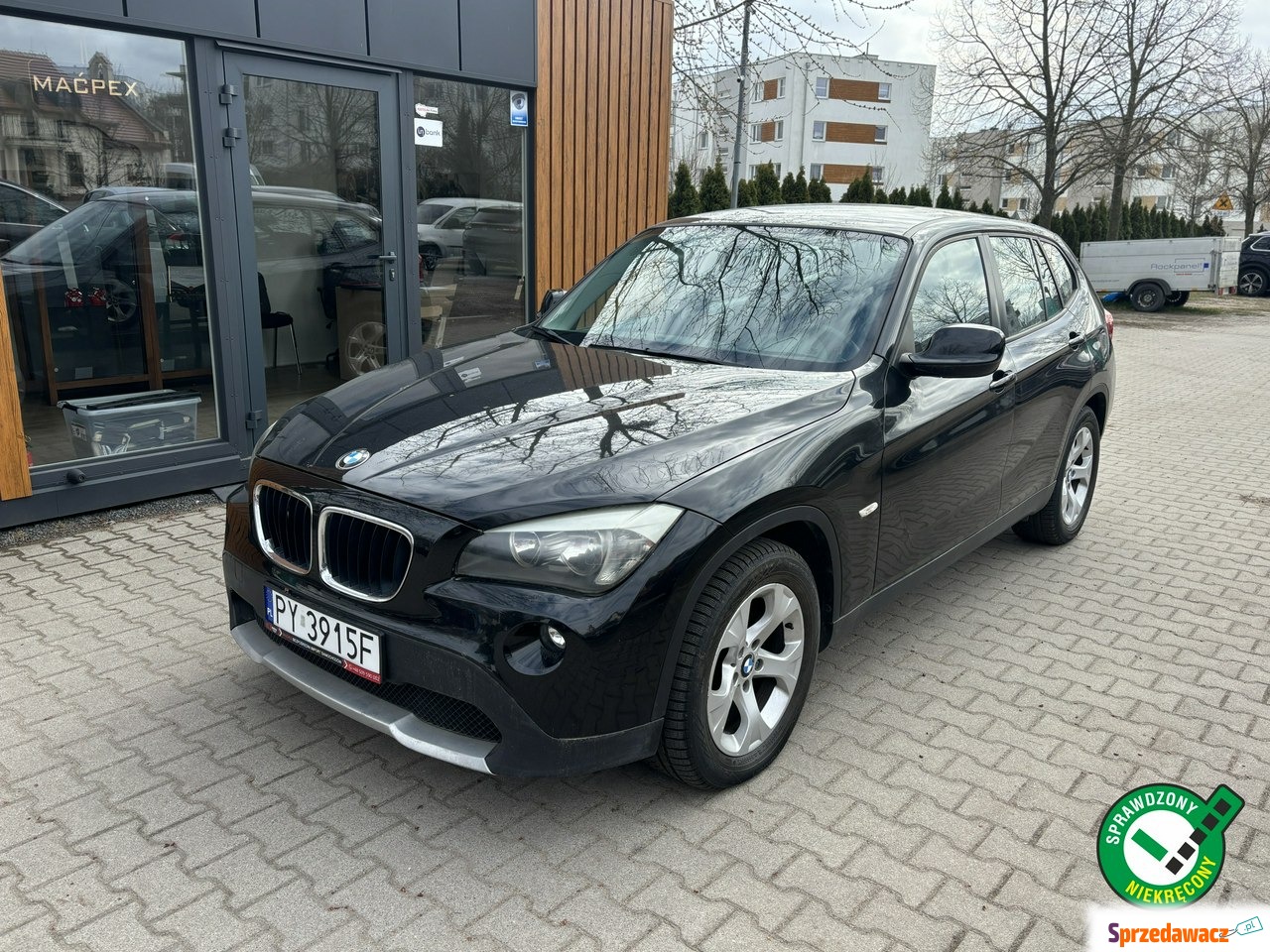 BMW X1 2011