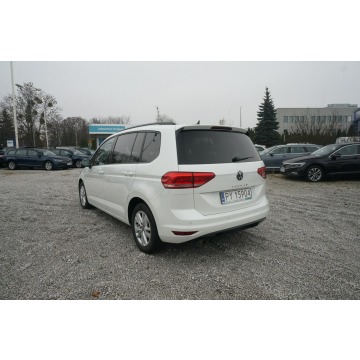 Volkswagen Touran  Minivan/Van 2022,  2.0 diesel, automat - Na sprzedaż za 84 600 zł - Poznań - zdjęcie 8