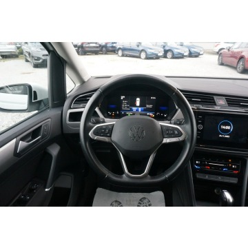 Volkswagen Touran  Minivan/Van 2022,  2.0 diesel, automat - Na sprzedaż za 84 600 zł - Poznań - zdjęcie 12