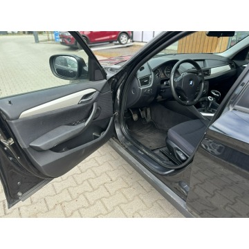 BMW X1  SUV 2011,  2.0 diesel - Na sprzedaż za 23 900 zł - Poznań - zdjęcie 5