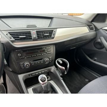 BMW X1  SUV 2011,  2.0 diesel - Na sprzedaż za 23 900 zł - Poznań - zdjęcie 8
