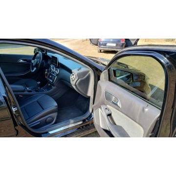Mercedes - Benz A-klasa  Hatchback 2018,  1.5 diesel - Na sprzedaż za 50 000 zł - Przasnysz - zdjęcie 5