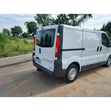 Opel Vivaro 2010,  2.5 diesel - Na sprzedaż za 20 000 zł - Przasnysz - zdjęcie 2