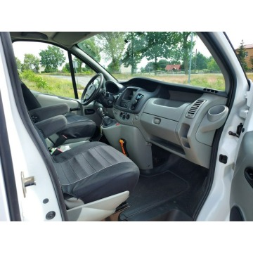 Opel Vivaro 2010,  2.5 diesel - Na sprzedaż za 20 000 zł - Przasnysz - zdjęcie 6