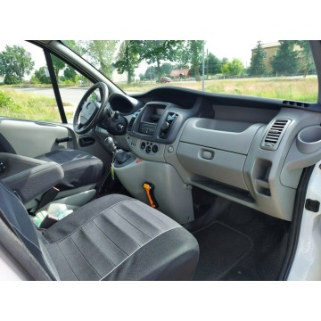 Opel Vivaro 2010,  2.5 diesel - Na sprzedaż za 20 000 zł - Przasnysz - zdjęcie 7