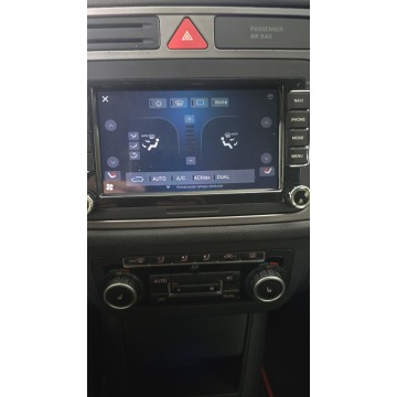 Volkswagen Tiguan  Liftback 2010,  1.4 benzyna - Na sprzedaż za 23 900 zł - Kraków - zdjęcie 7