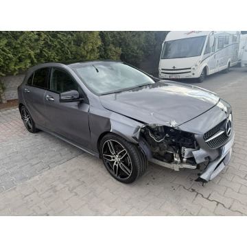 Mercedes - Benz A-klasa  Hatchback 2016,  2.1 diesel, automat - Na sprzedaż za 32 900 zł - Zielona Łąka - zdjęcie 5