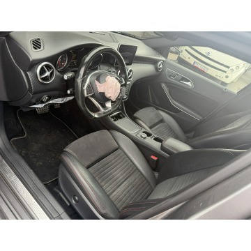 Mercedes - Benz A-klasa  Hatchback 2016,  2.1 diesel, automat - Na sprzedaż za 32 900 zł - Zielona Łąka - zdjęcie 8