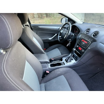Ford Mondeo 2012,  2.0 diesel, automat - Na sprzedaż za 7 900,00 zł - Skarszewy - zdjęcie 5