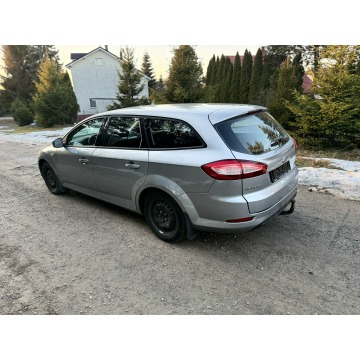 Ford Mondeo 2012,  2.0 diesel, automat - Na sprzedaż za 7 900,00 zł - Skarszewy - zdjęcie 3