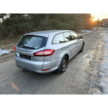 Ford Mondeo 2012,  2.0 diesel, automat - Na sprzedaż za 7 900,00 zł - Skarszewy - zdjęcie 11