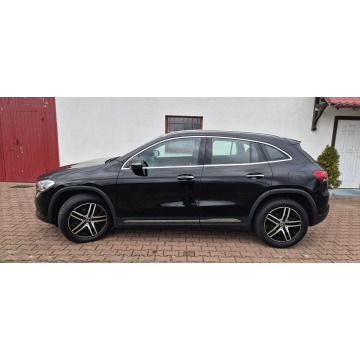 Mercedes - Benz GLA-klasa  SUV 2021,  2.0 diesel, automat - Na sprzedaż za 124 800 zł - Paproć - zdjęcie 7