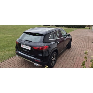 Mercedes - Benz GLA-klasa  SUV 2021,  2.0 diesel, automat - Na sprzedaż za 124 800 zł - Paproć - zdjęcie 10