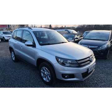 Volkswagen Tiguan  SUV 2012,  1.4 benzyna - Na sprzedaż za 31 000 zł - Szczecin - zdjęcie 2