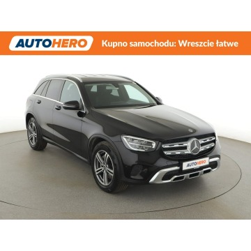 Mercedes - Benz GLC-klasa  SUV 2019,  2.0 diesel, automat - Na sprzedaż za 99 700 zł - Warszawa - zdjęcie 10
