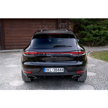 Porsche Macan  SUV 2021,  2.0 benzyna, automat - Na sprzedaż za 182 777 zł - Ropczyce - zdjęcie 6