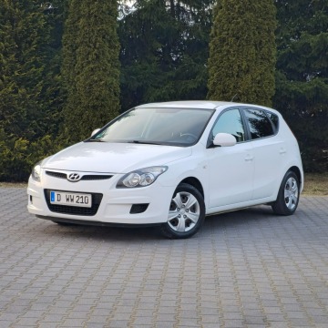 Hyundai i30  Hatchback 2009,  1.4 benzyna - Na sprzedaż za 17 900 zł - Ostrów Mazowiecka - zdjęcie 3