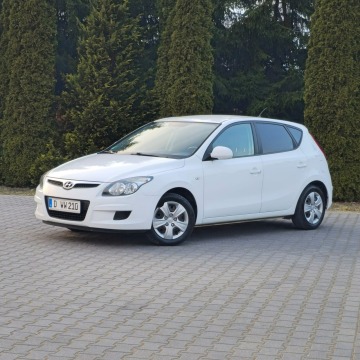 Hyundai i30  Hatchback 2009,  1.4 benzyna - Na sprzedaż za 17 900 zł - Ostrów Mazowiecka - zdjęcie 4