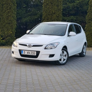 Hyundai i30  Hatchback 2009,  1.4 benzyna - Na sprzedaż za 17 900 zł - Ostrów Mazowiecka - zdjęcie 2