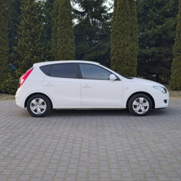 Hyundai i30  Hatchback 2009,  1.4 benzyna - Na sprzedaż za 17 900 zł - Ostrów Mazowiecka - zdjęcie 11