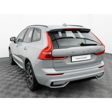 Volvo   SUV 2023,  2.0 benzyna, automat - Na sprzedaż za 146 600 zł - Gdańsk - zdjęcie 4