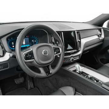 Volvo   SUV 2023,  2.0 benzyna, automat - Na sprzedaż za 146 600 zł - Gdańsk - zdjęcie 6