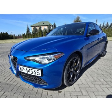 Alfa Romeo Giulia  Sedan/Limuzyna 2017,  2.0 benzyna, automat - Na sprzedaż za 95 900 zł - Kutno - zdjęcie 7