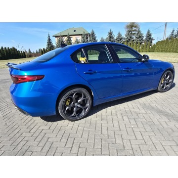 Alfa Romeo Giulia  Sedan/Limuzyna 2017,  2.0 benzyna, automat - Na sprzedaż za 95 900 zł - Kutno - zdjęcie 11