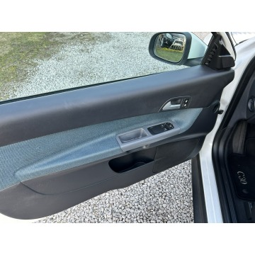 Volvo C30  Hatchback 2010,  1.6 benzyna - Na sprzedaż za 18 900 zł - Nowe Iganie - zdjęcie 10