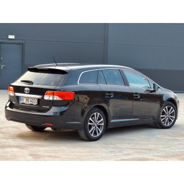 Toyota Avensis 2013,  1.8 benzyna - Na sprzedaż za 39 900 zł - Olsztyn - zdjęcie 4