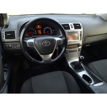 Toyota Avensis 2013,  1.8 benzyna - Na sprzedaż za 39 900 zł - Olsztyn - zdjęcie 9