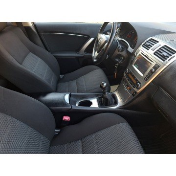 Toyota Avensis 2013,  1.8 benzyna - Na sprzedaż za 39 900 zł - Olsztyn - zdjęcie 11