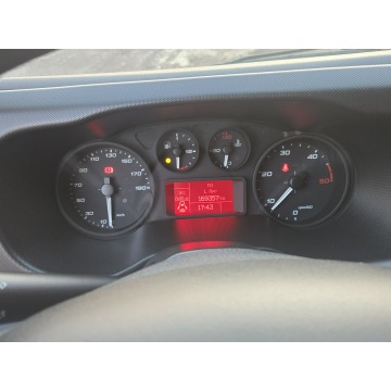 Iveco Daily 2017,  3.0 diesel - Na sprzedaż za 87 330 zł - Wąchock - zdjęcie 9