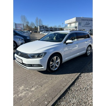 Volkswagen Passat 2018,  2.0 diesel, automat - Na sprzedaż za 56 900 zł - Słupsk - zdjęcie 2