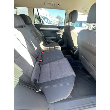 Volkswagen Passat 2018,  2.0 diesel, automat - Na sprzedaż za 56 900 zł - Słupsk - zdjęcie 6