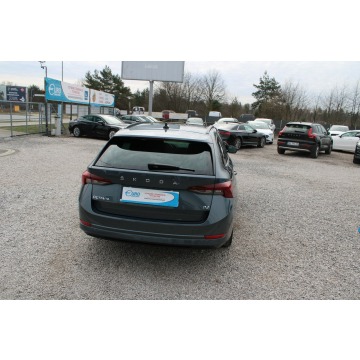 Skoda Octavia 2021,  1.3 hybryda, automat - Na sprzedaż za 68 900 zł - Warszawa - zdjęcie 7