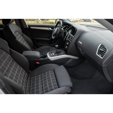Audi A5  Sedan/Limuzyna 2016,  1.8 benzyna - Na sprzedaż za 53 700 zł - Zwoleń - zdjęcie 9